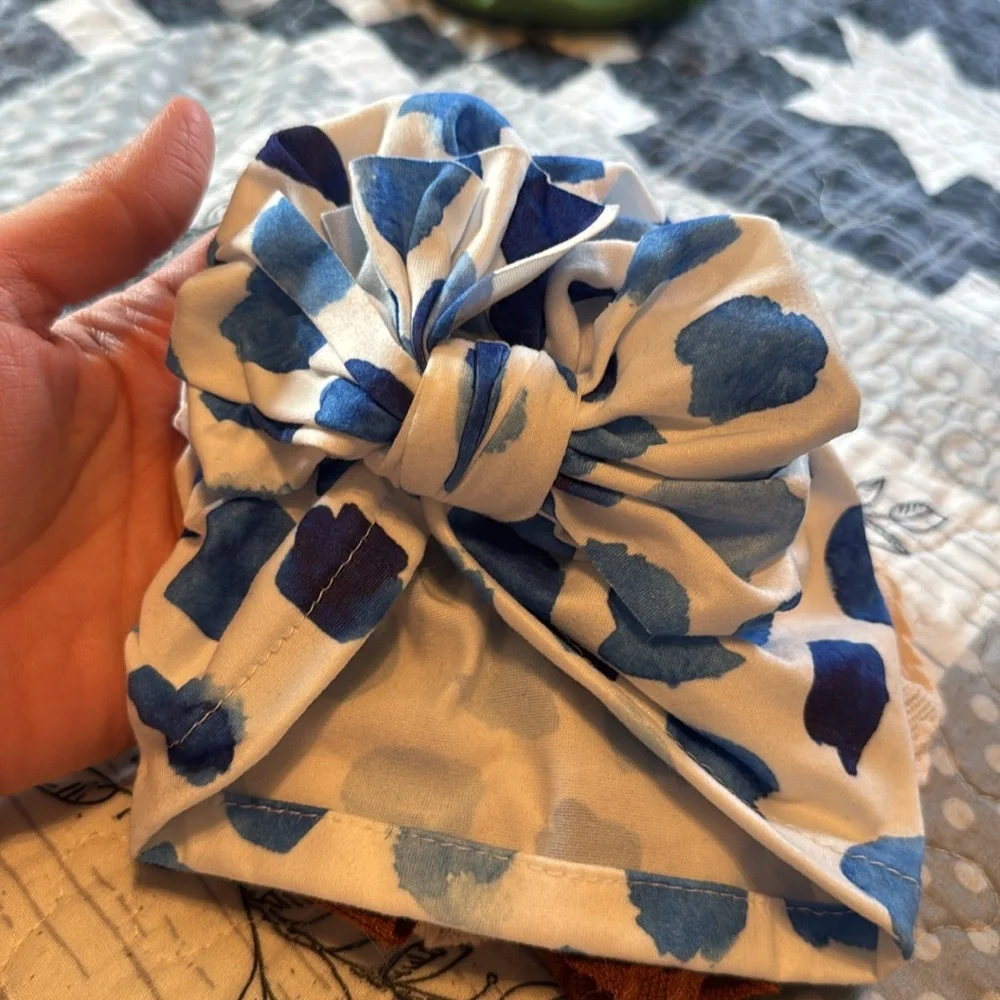 Infant bow hats